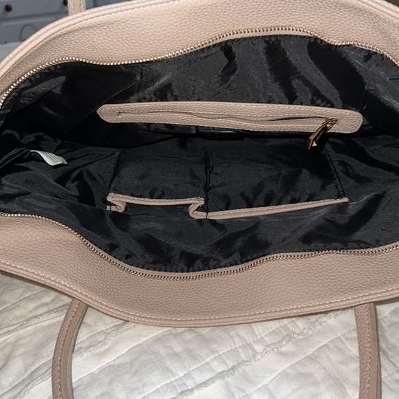 Neiman Marcus beige tote handbag - Picture 5 of 5